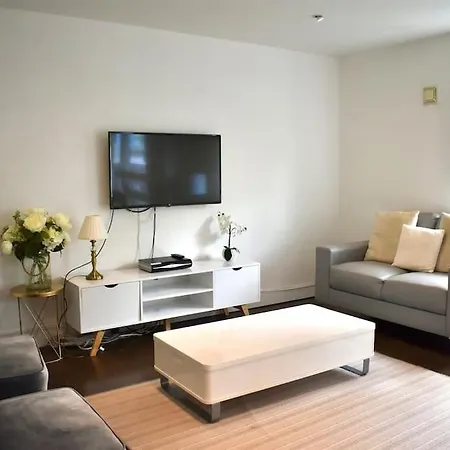 2 Bed Apartment In Southwark London Exterior photo